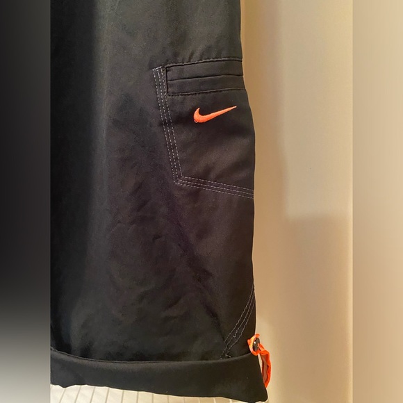 Ladies black Nike capris with roll tab legs and pink trim size M - Picture 4 of 11